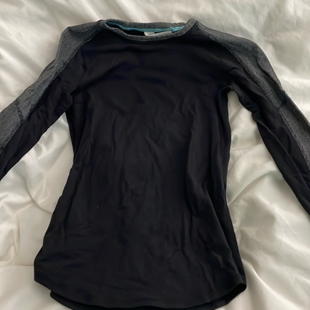 ivivva top
